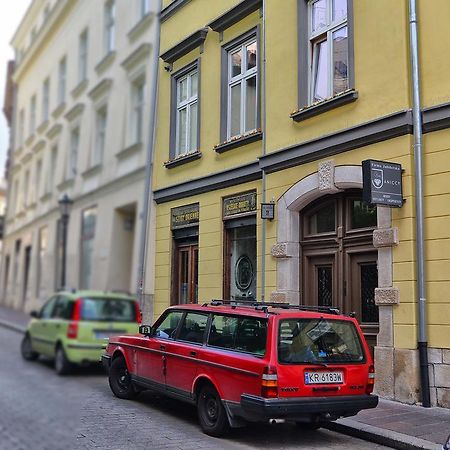 Pokoje Goscinne Victoria Cracovia Exterior foto