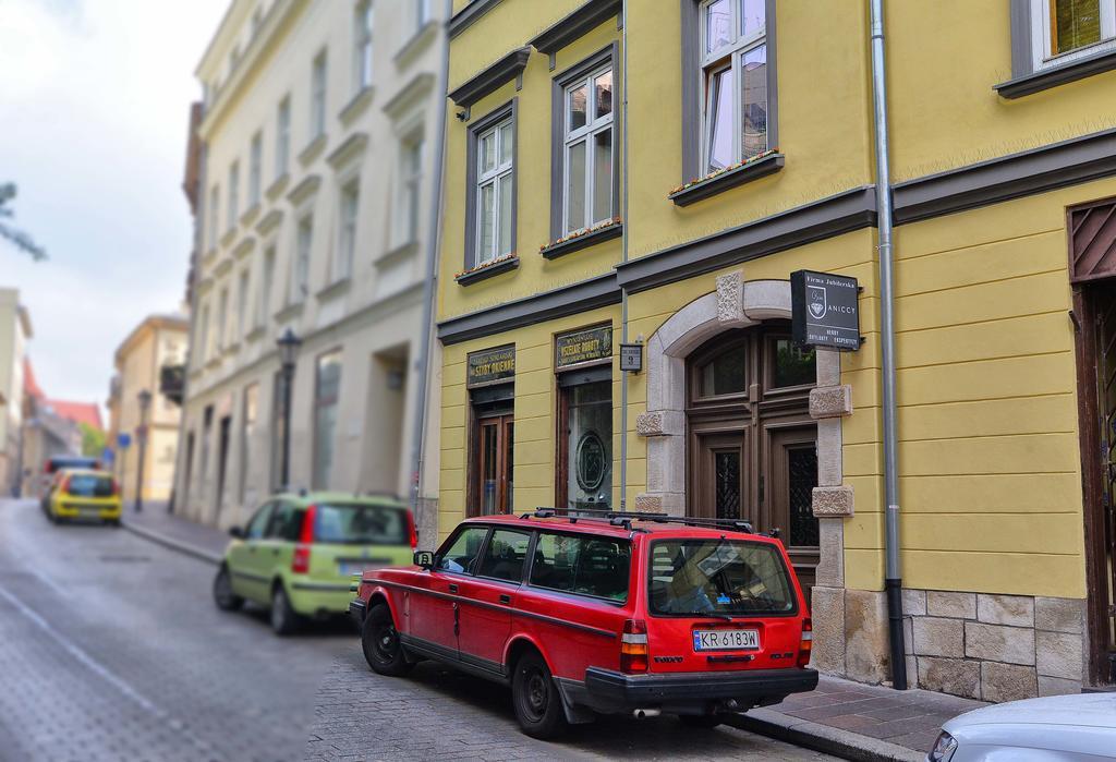 Pokoje Goscinne Victoria Cracovia Exterior foto